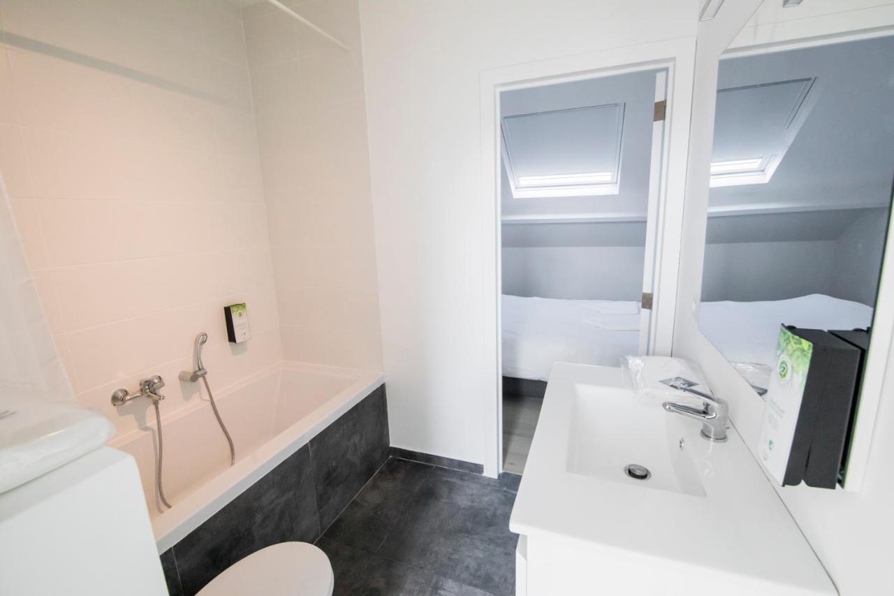 Bed and Breakfast Travelease - Midi Anderlecht Esterno foto