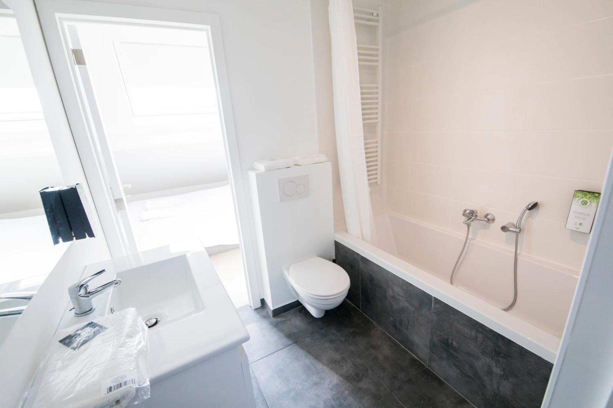 Bed and Breakfast Travelease - Midi Bruxelles Esterno foto
