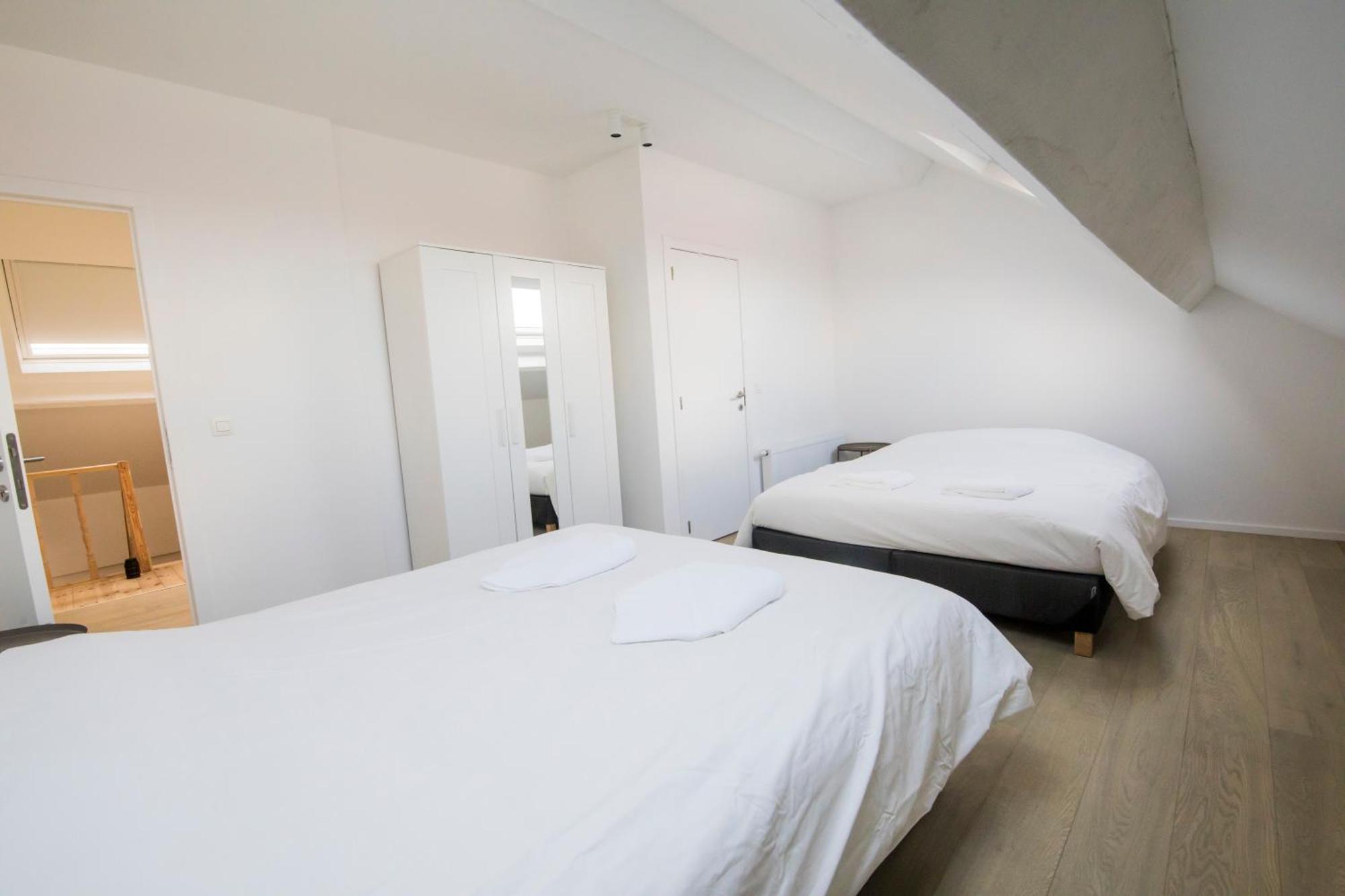 Bed and Breakfast Travelease - Midi Bruxelles Esterno foto